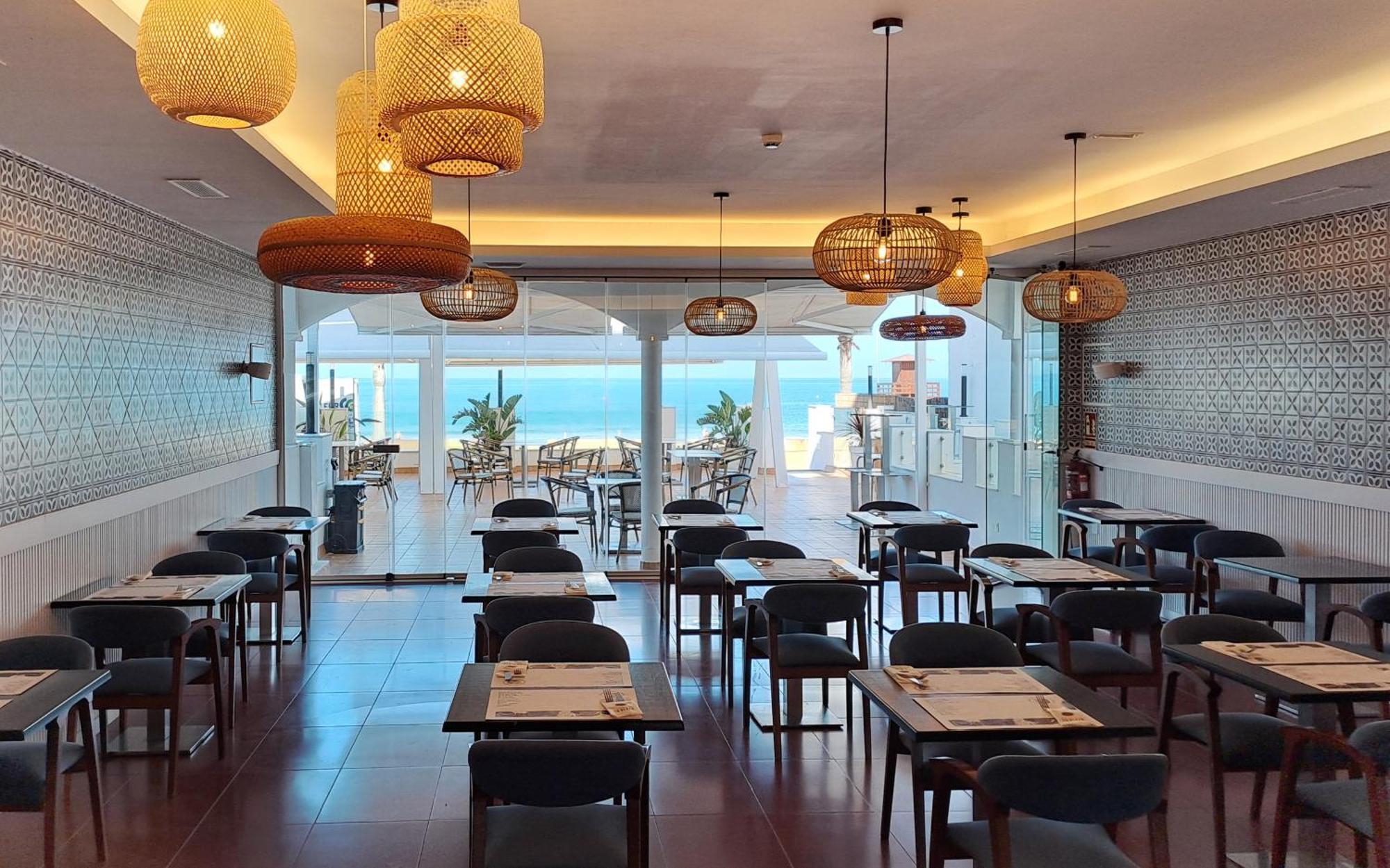 Hotel Vertice Chipiona Mar Exterior photo