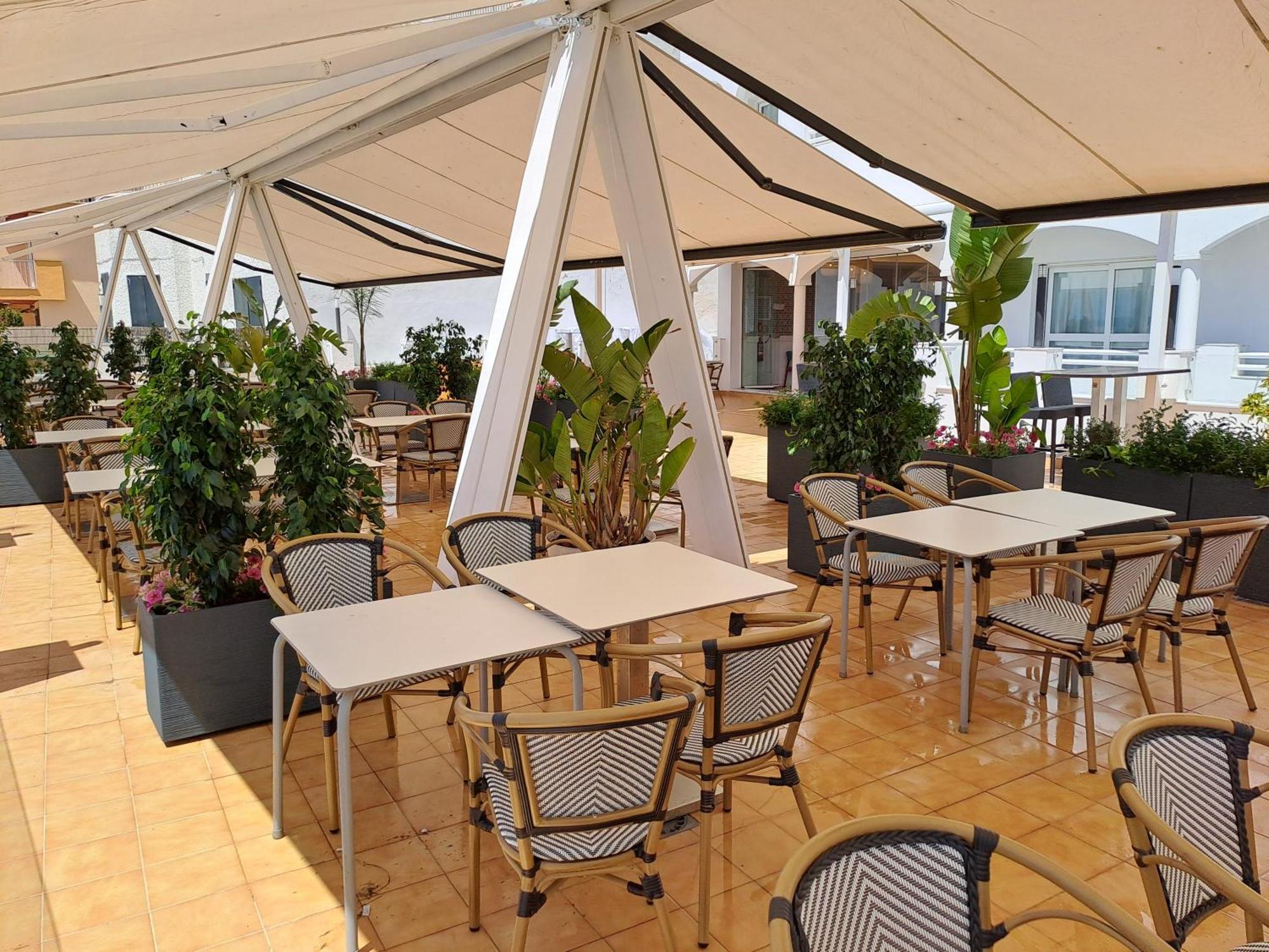 Hotel Vertice Chipiona Mar Exterior photo